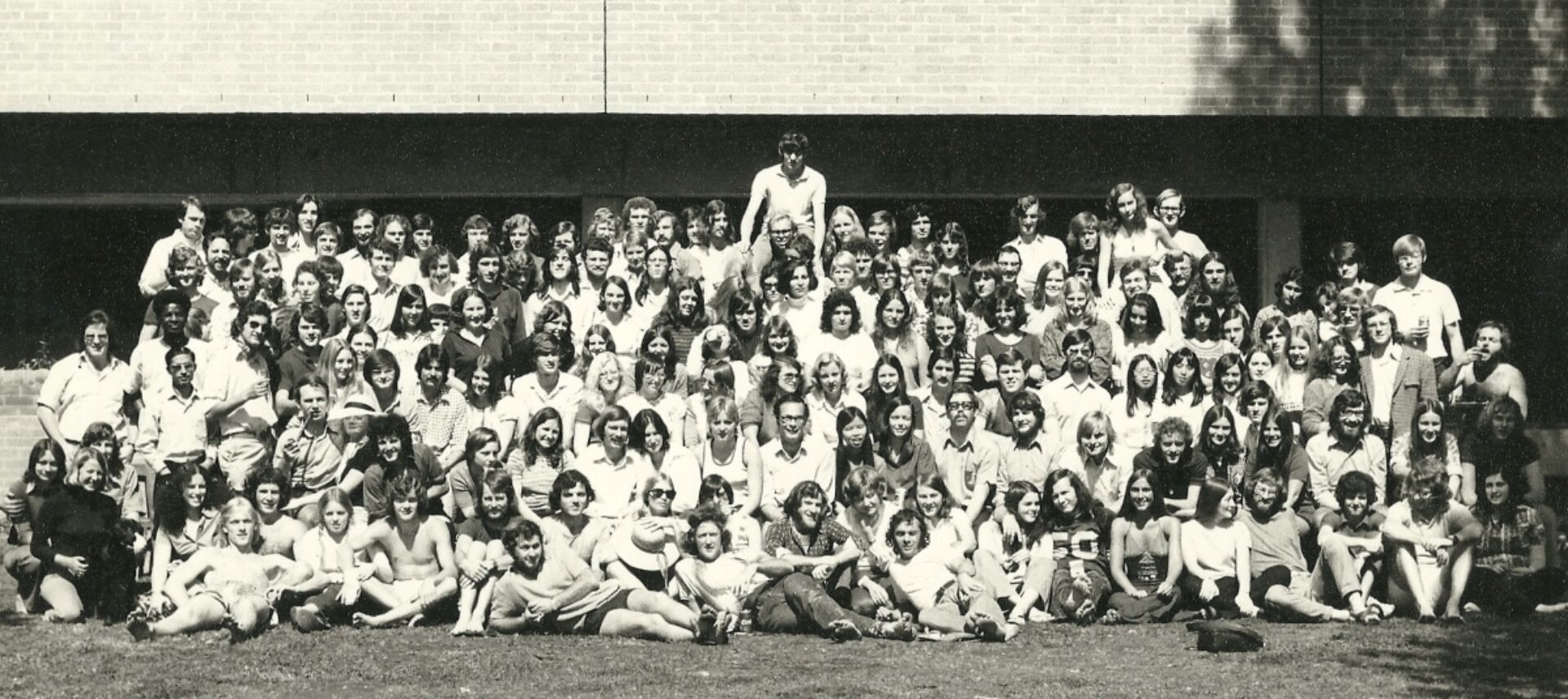 Robin Bell Year photo