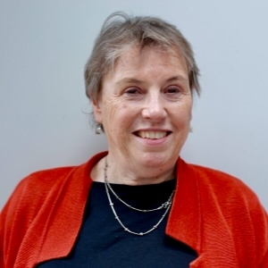 Dr Lissant Bolton AM (1973–1975)