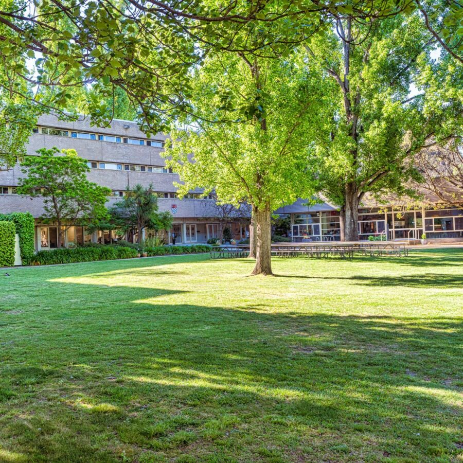 Burgmann College WEB 98