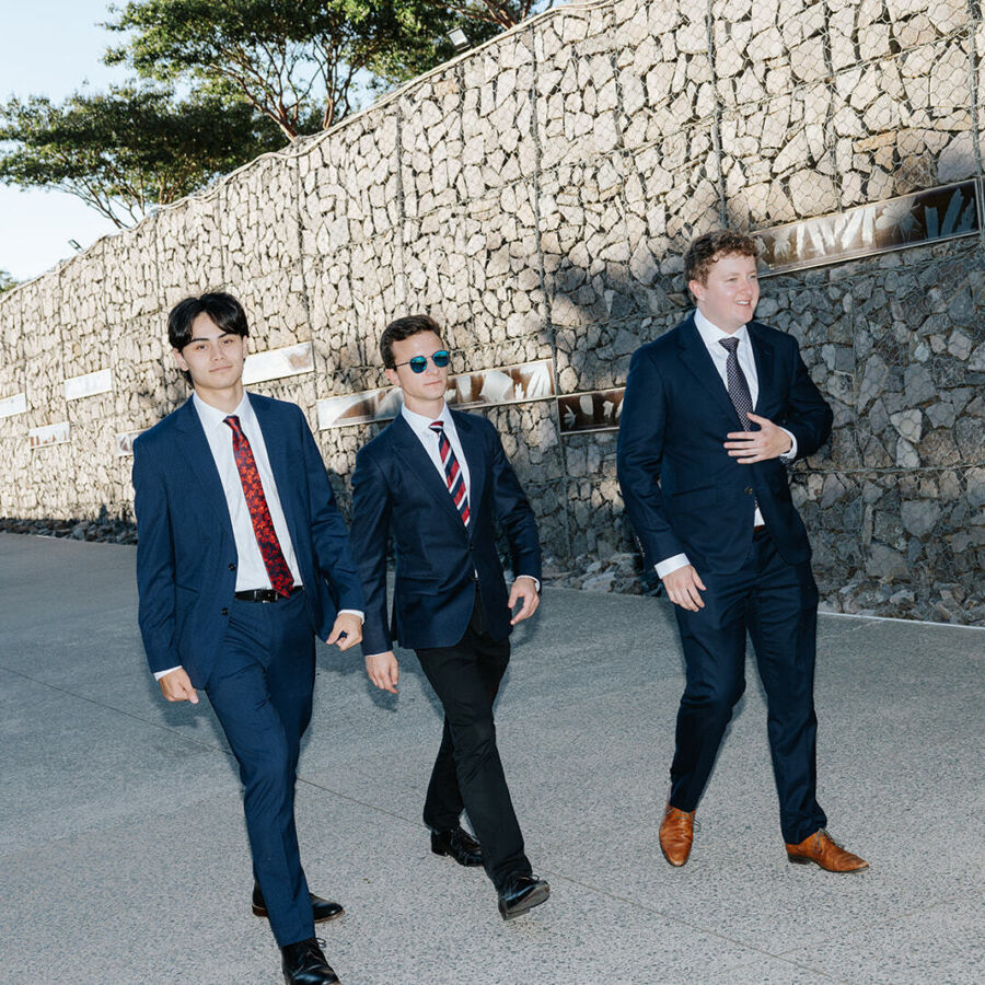 Collectionsfromhim 0 X0 A4196 websize