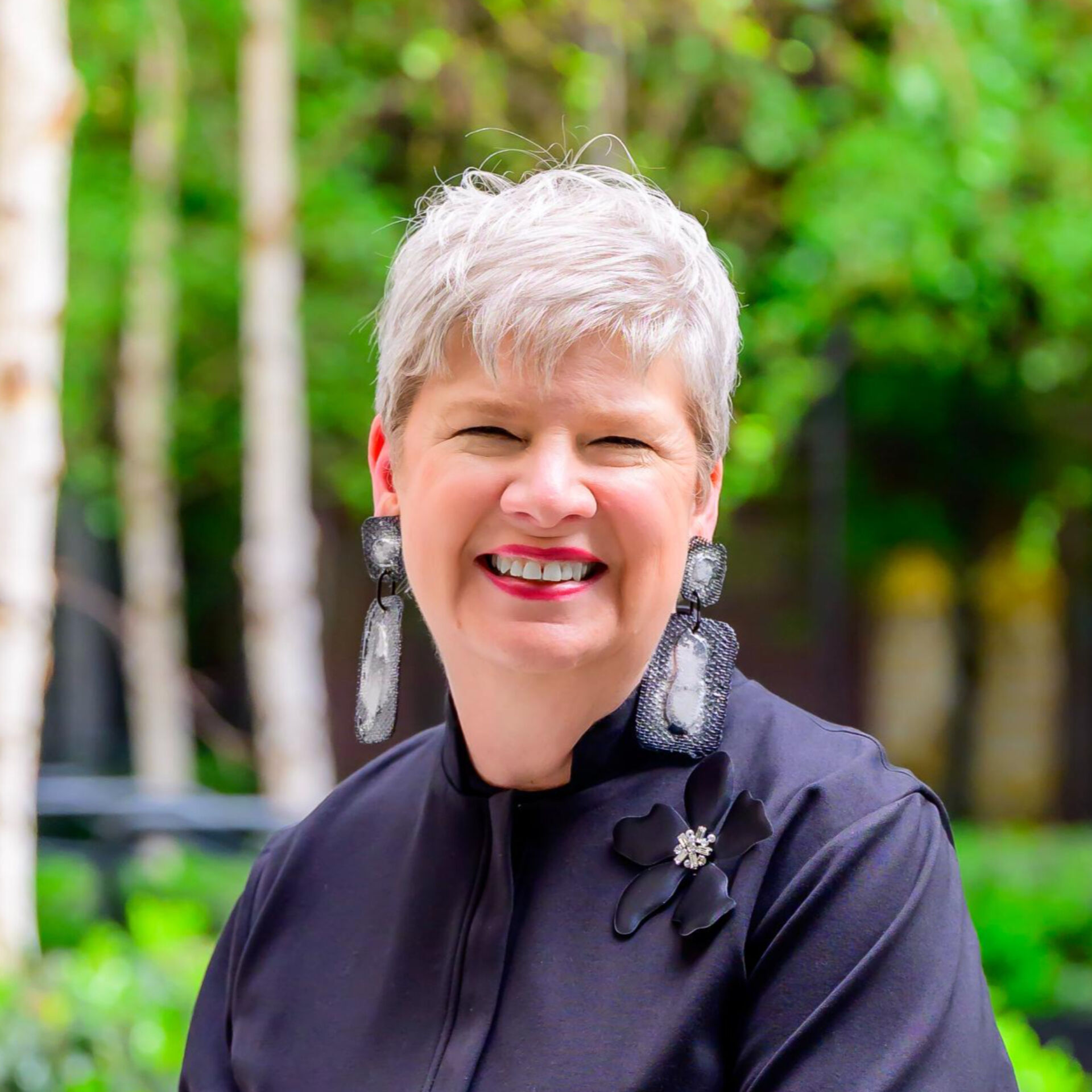 Brenda Cropped Square